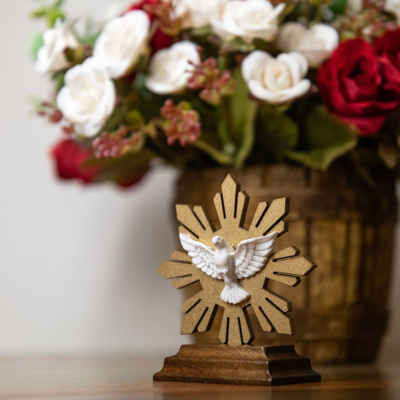 Adorno de Mesa Espirito Santo Petestal Raios Dourado -2-.jpg